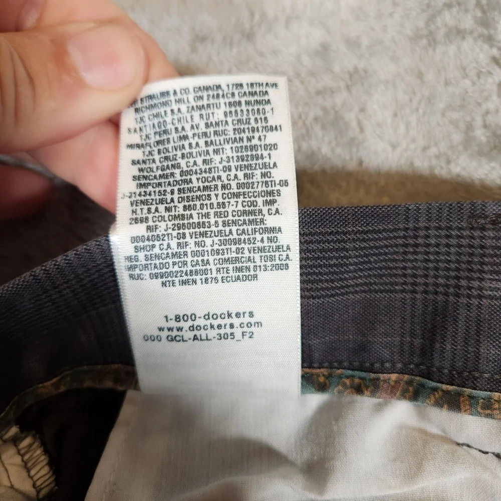 Dockers Pants Men's 39X31 Signature Khaki Gray Cotton Blend High‎ Rise